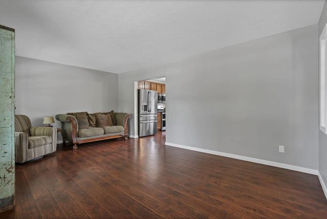 1350 Leonard Road NW, Baltimore, OH 43105