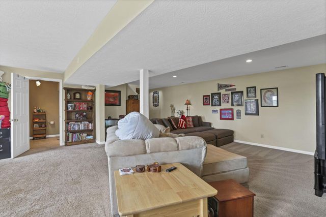 1350 Leonard Road NW, Baltimore, OH 43105