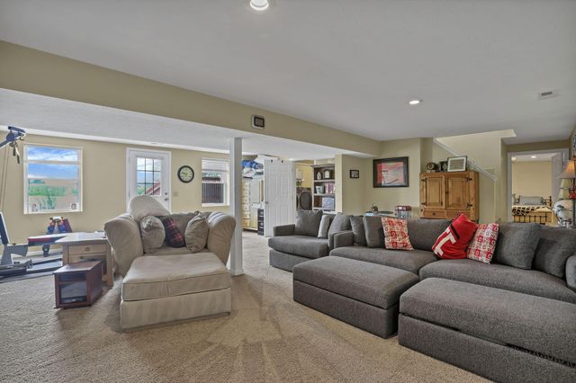 1350 Leonard Road NW, Baltimore, OH 43105