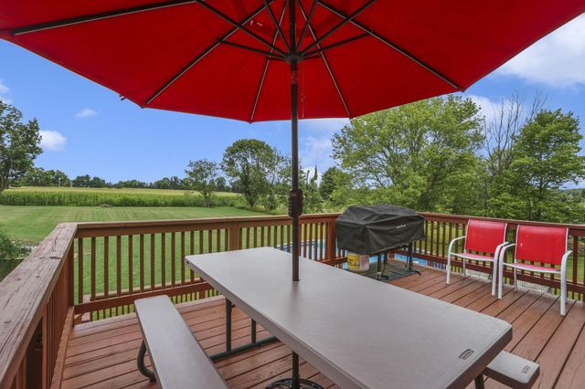 1350 Leonard Road NW, Baltimore, OH 43105