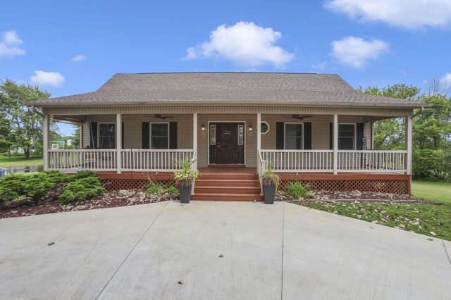 1350 Leonard Road NW, Baltimore, OH 43105