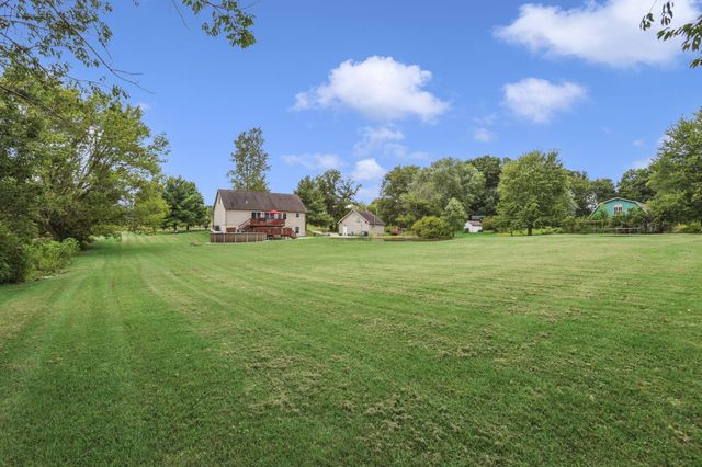 1350 Leonard Road NW, Baltimore, OH 43105
