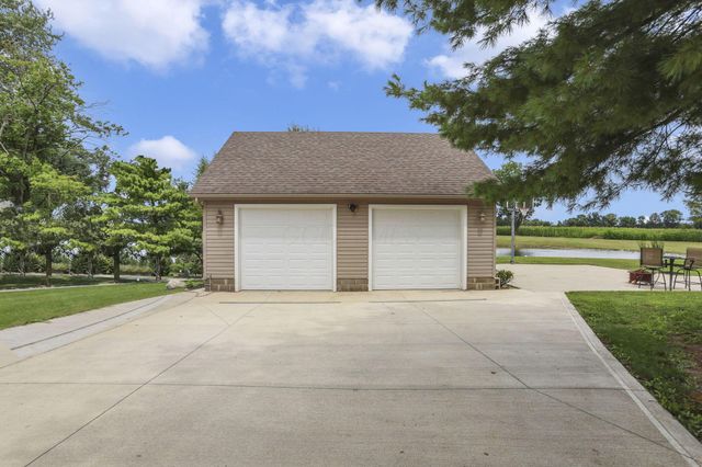 1350 Leonard Road NW, Baltimore, OH 43105