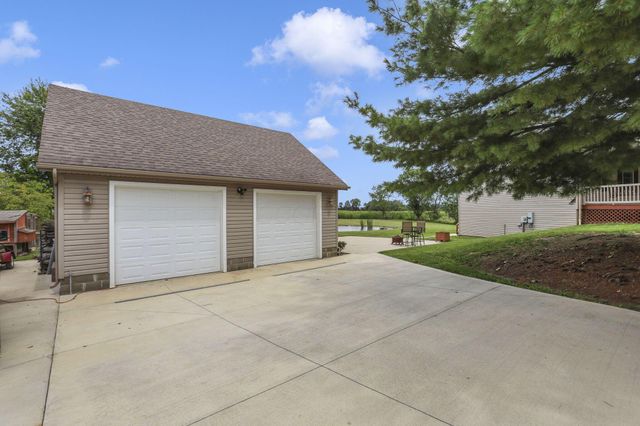 1350 Leonard Road NW, Baltimore, OH 43105