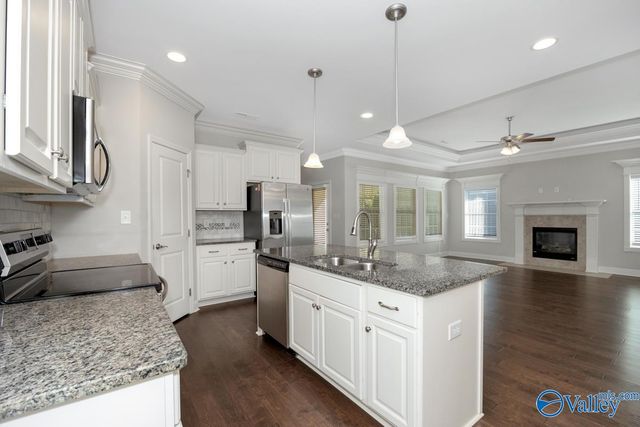 90 Moore Farm Circle 90, Huntsville, AL 35806