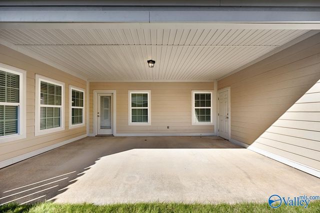 90 Moore Farm Circle 90, Huntsville, AL 35806