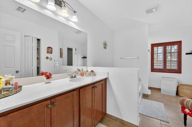 6711 Osage Circle, West Palm Beach, FL 33413