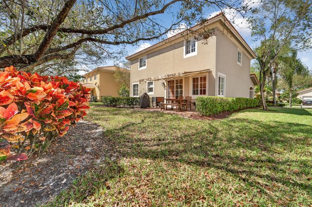 6711 Osage Circle, West Palm Beach, FL 33413