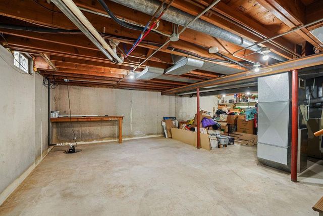 1906 W PINE STREET, Appleton, WI 54914