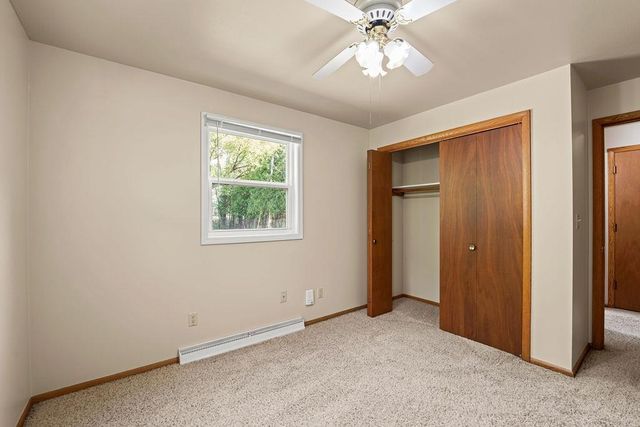 1906 W PINE STREET, Appleton, WI 54914