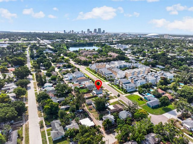 2561 13TH AVENUE N, St Petersburg, FL 33713