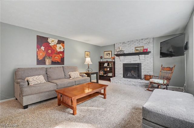 7370 LaCosta Drive, Hudson, OH 44236