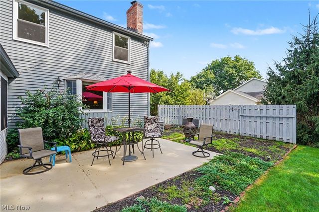 7370 LaCosta Drive, Hudson, OH 44236