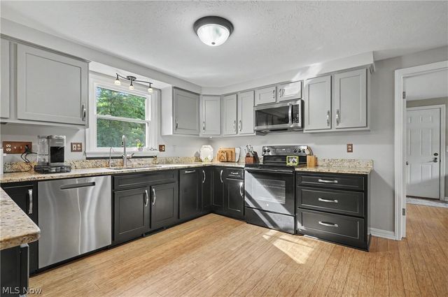 7370 LaCosta Drive, Hudson, OH 44236