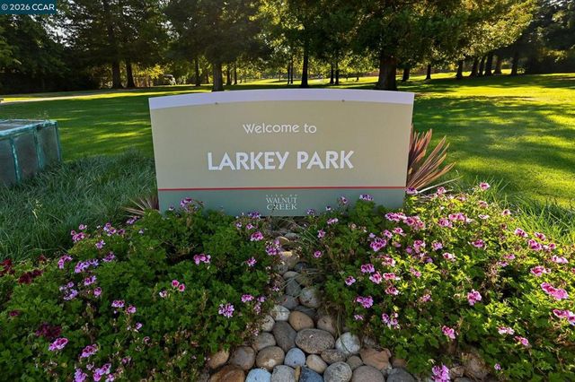 2481 Larkey Ln, Walnut Creek, CA 94597
