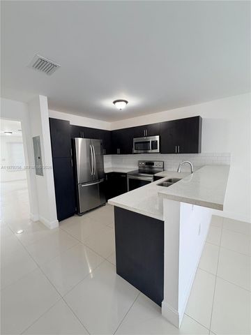 13728 SW 258th Ln 13728, Homestead, FL 33032