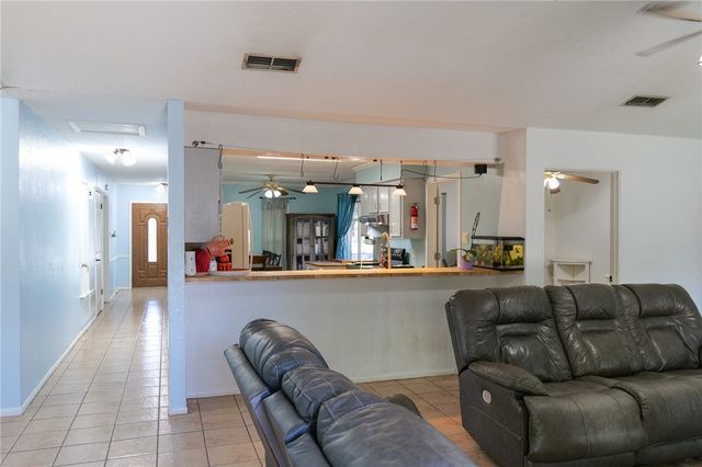 4913 Creekbend Road, Corpus Christi, TX 78413