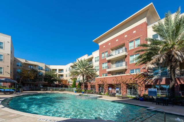 8877 Lakes At 610 Drive 407, Houston, TX 77054