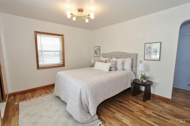 2124 S Kerr St, Boise, ID 83705