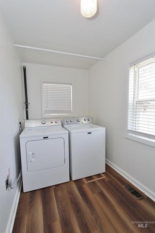 2124 S Kerr St, Boise, ID 83705