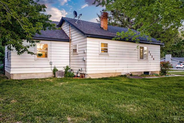 2124 S Kerr St, Boise, ID 83705