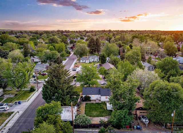 2124 S Kerr St, Boise, ID 83705