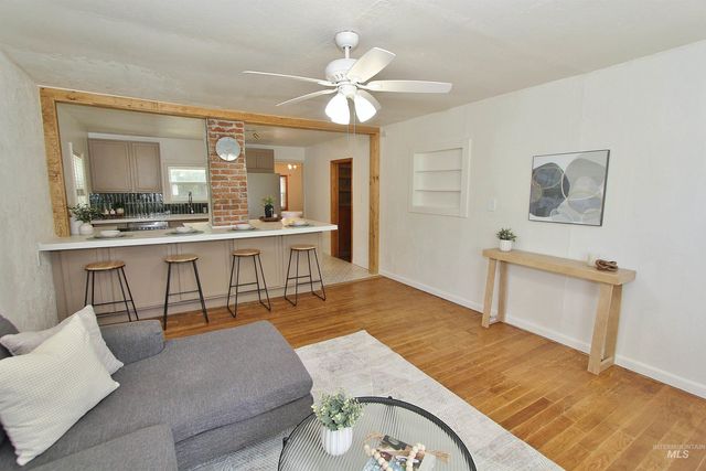 2124 S Kerr St, Boise, ID 83705