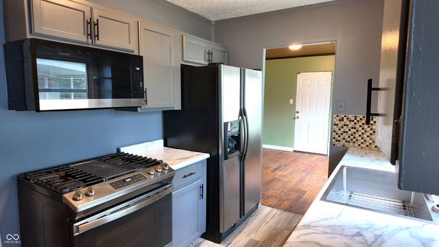 3801 E 36th Street, Indianapolis, IN 46218