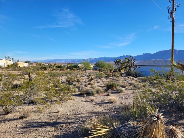 10 E Stanton Drive, Meadview, AZ 86444