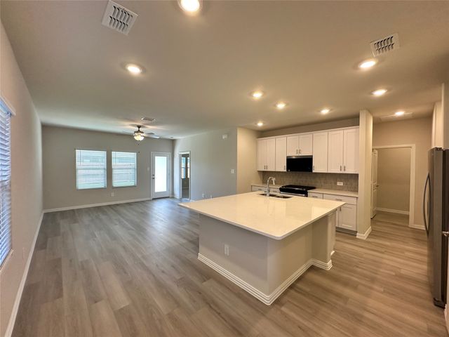 501 Dorothy Drive, Mckinney, TX 75071