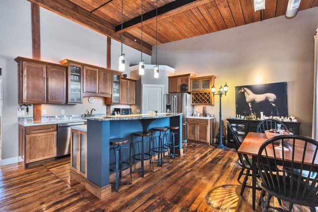 8 Main St Apt 11, Jaffrey, NH 03452