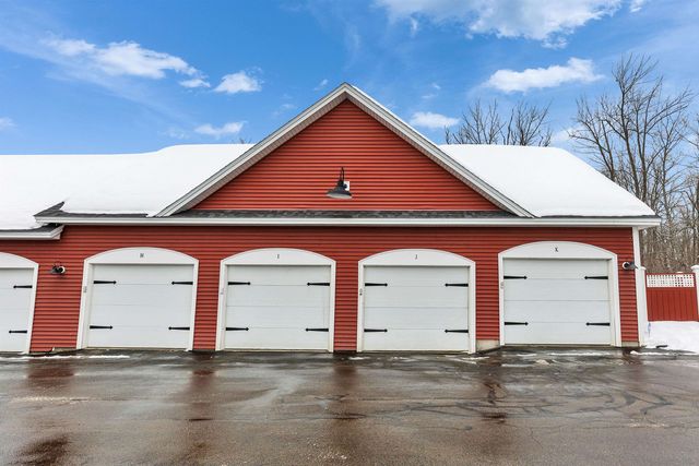 8 Main St Apt 11, Jaffrey, NH 03452