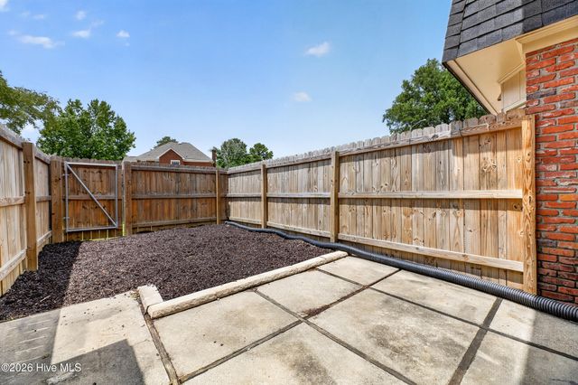 51 Barnes Street, Greenville, NC 27858