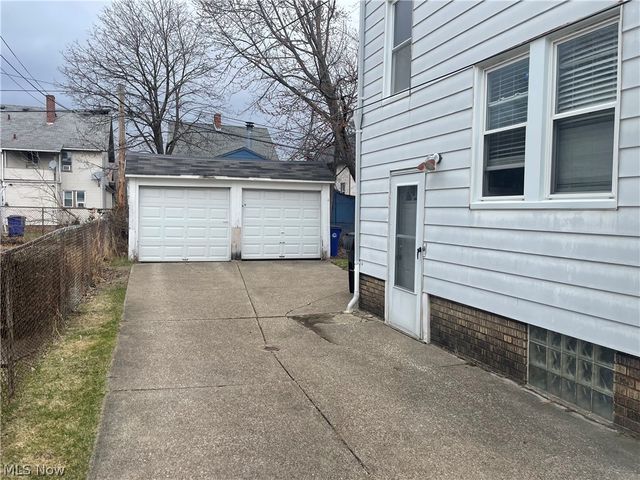 2014 Hood Avenue, Cleveland, OH 44109