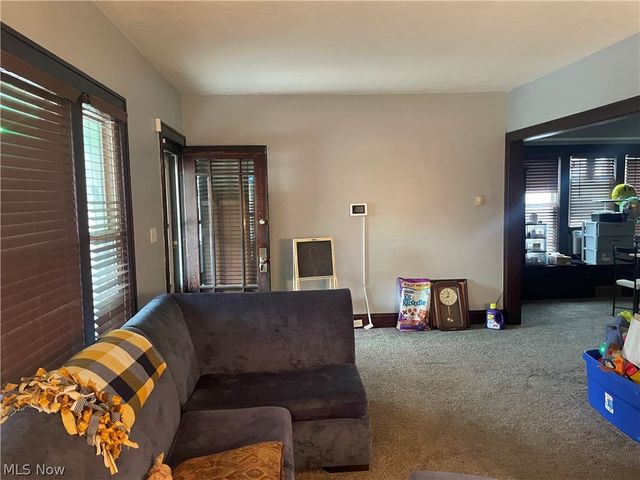 2014 Hood Avenue, Cleveland, OH 44109