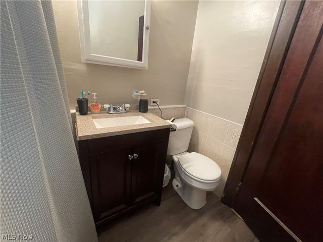 2014 Hood Avenue, Cleveland, OH 44109