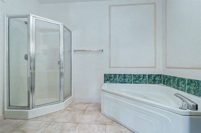 2746 VIA TIVOLI 110B, Clearwater, FL 33764