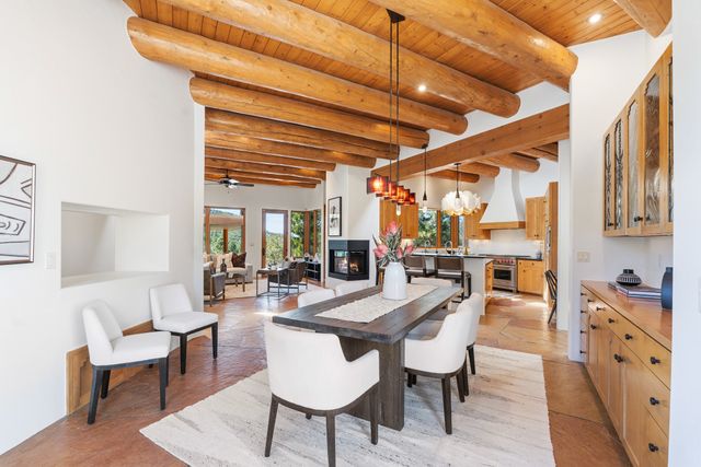 7622 Old Santa Fe, Santa Fe, NM 87505
