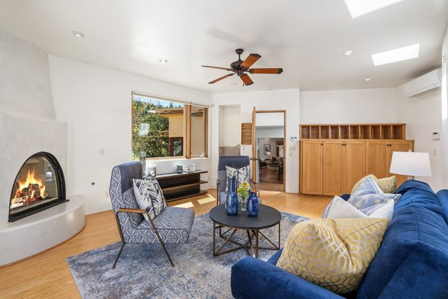7622 Old Santa Fe, Santa Fe, NM 87505
