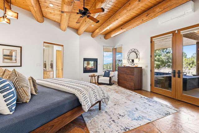 7622 Old Santa Fe, Santa Fe, NM 87505