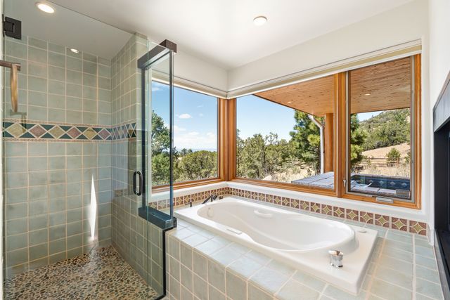 7622 Old Santa Fe, Santa Fe, NM 87505