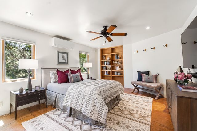 7622 Old Santa Fe, Santa Fe, NM 87505