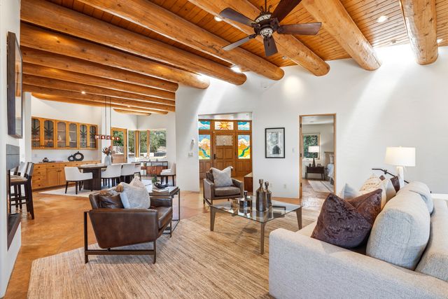 7622 Old Santa Fe, Santa Fe, NM 87505