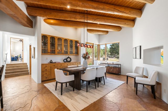 7622 Old Santa Fe, Santa Fe, NM 87505