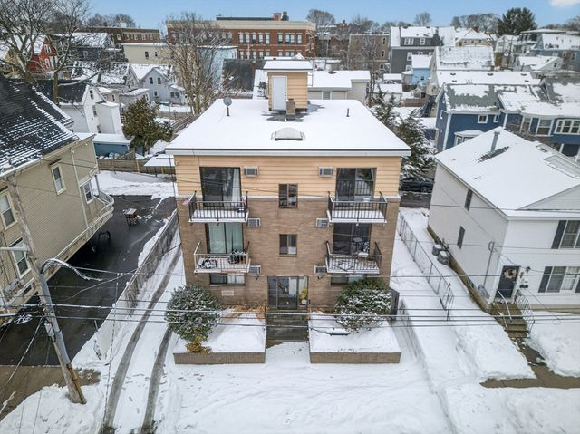 10-16 Stephen St 5, Lynn, MA 01902