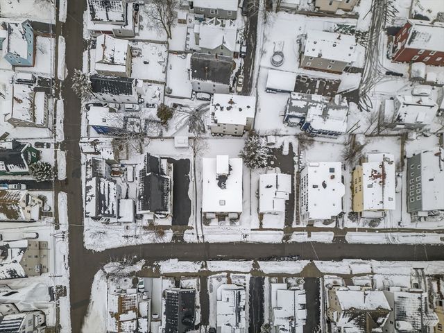 10-16 Stephen St 5, Lynn, MA 01902