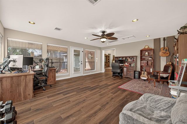 7522 Cavesson Drive, Cypress, TX 77433