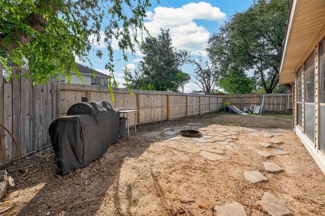 7522 Cavesson Drive, Cypress, TX 77433