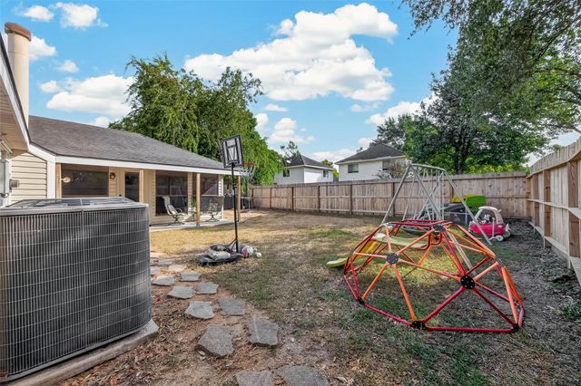 7522 Cavesson Drive, Cypress, TX 77433
