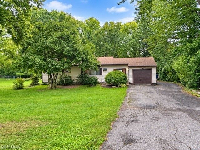 10208 Johnnycake Rdg Road, Concord Twp, OH 44077